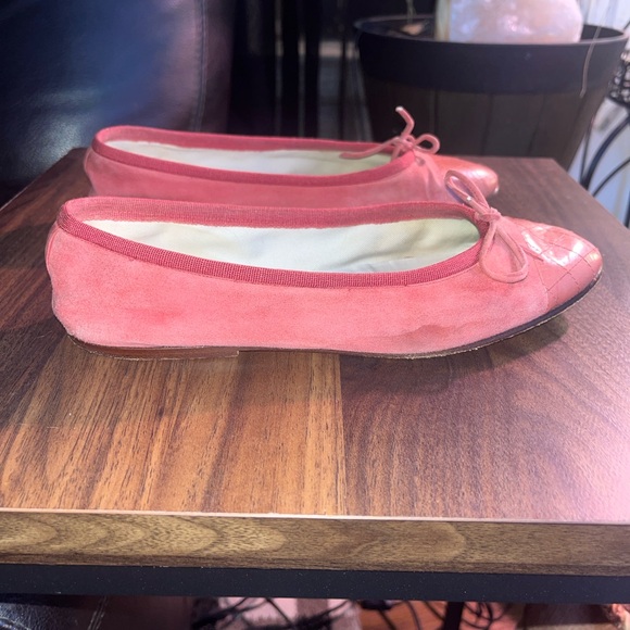 Chanel Pink ballet Flats - Picture 4 of 8